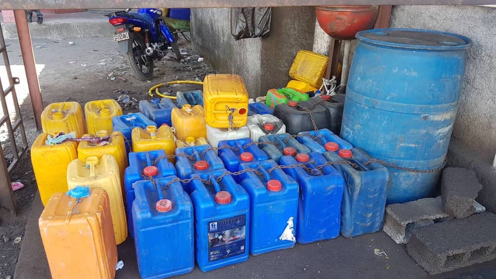 image Pénurie de pétrole lampant / Un dépannage attendu ce matin en provenance d’Anjouan